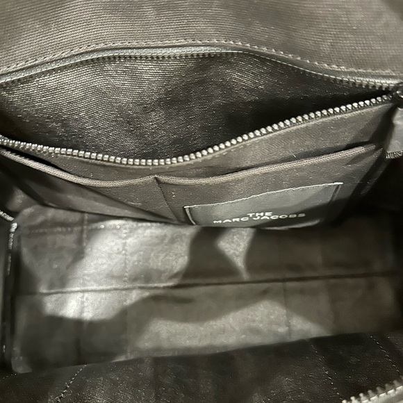 Marc Jacobs Canvas Black Tote Bag - Picture 6 of 6